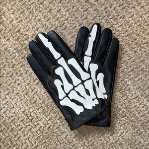 Skeleton Design Black Gloves